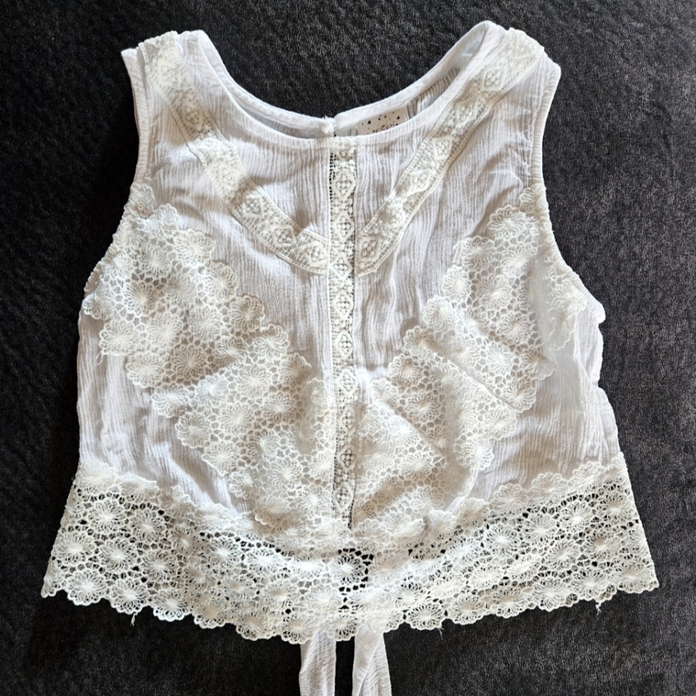 White crop top
